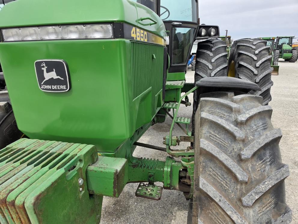 Image for 1988 John Deere 4650