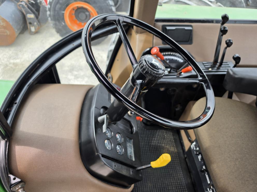 Image for 1988 John Deere 4650