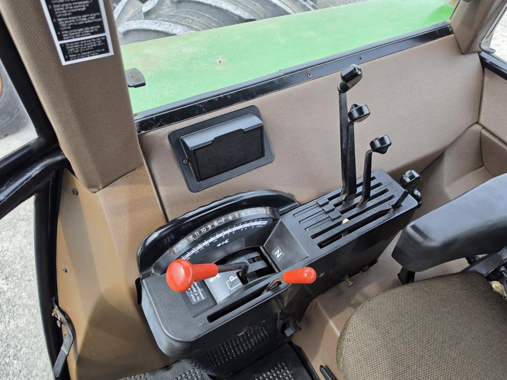 Image for 1988 John Deere 4650