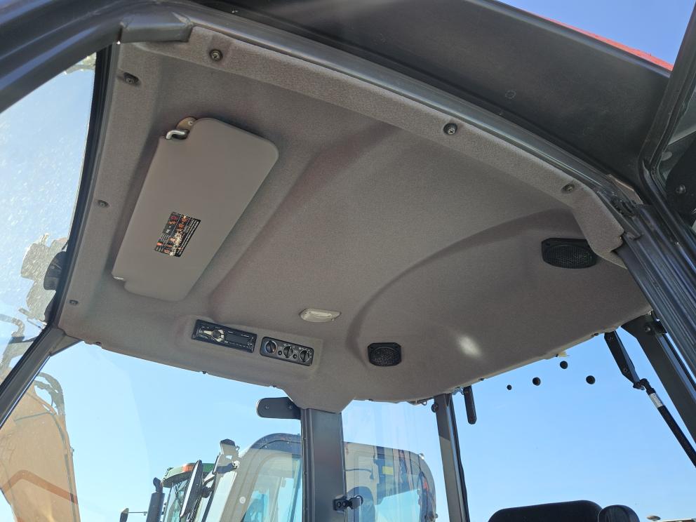 Image for 2019 Kubota M6060