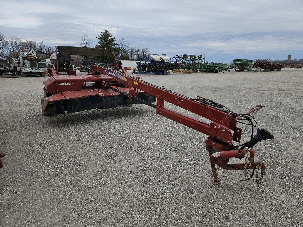 Image for 2014 New Holland H7550