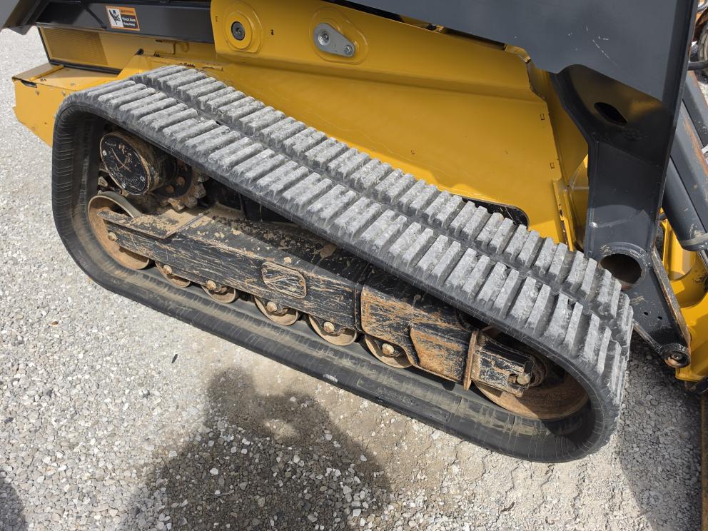 Image for 2018 John Deere 333G