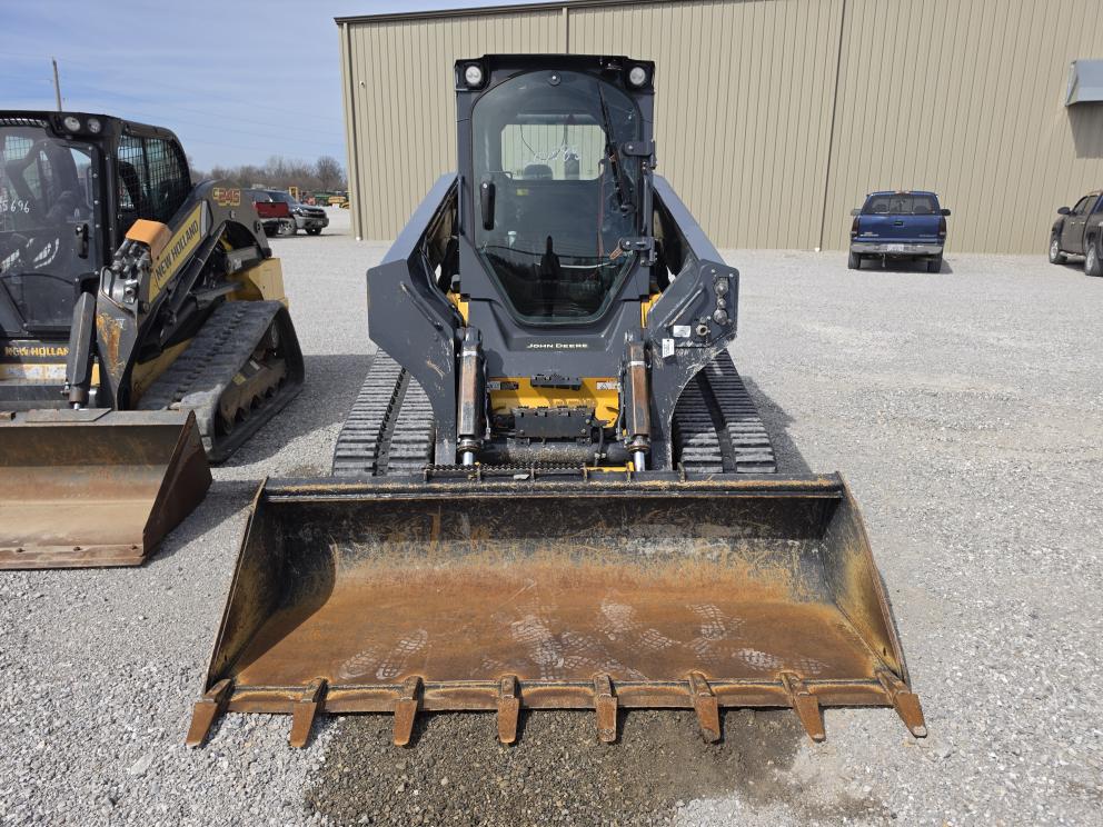 Image for 2018 John Deere 333G