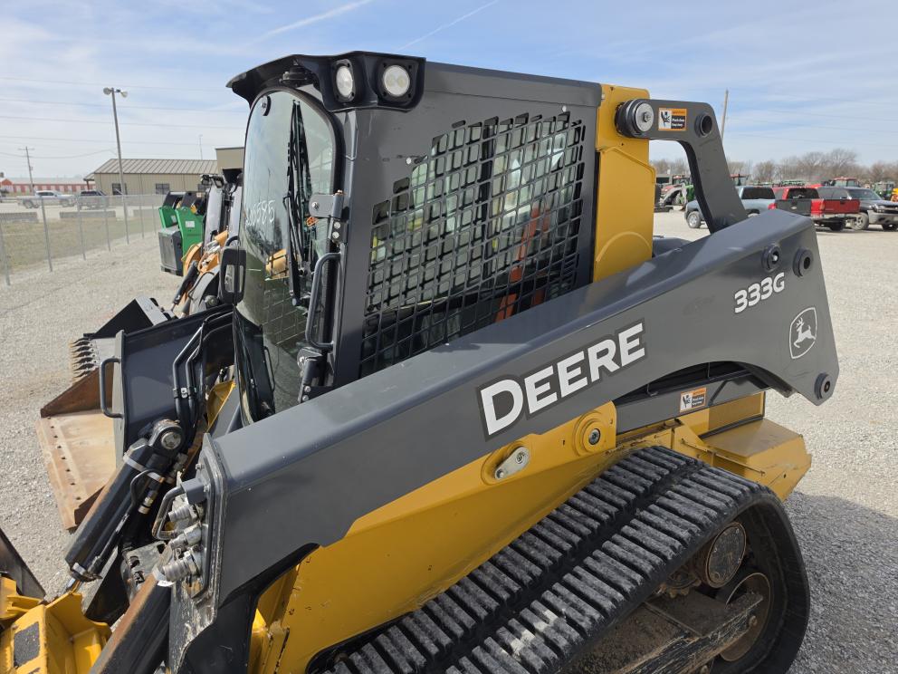 Image for 2018 John Deere 333G