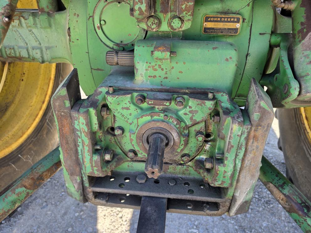 Image for 1977 John Deere 4430