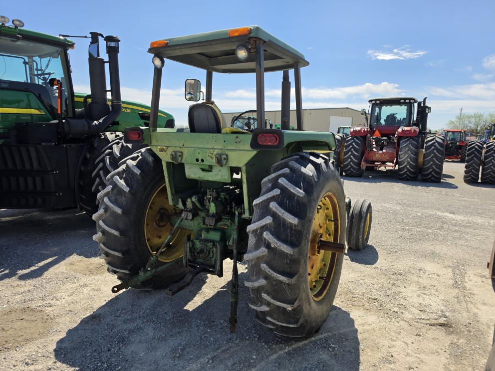 Image for 1977 John Deere 4430
