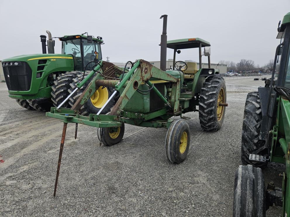 Image for 1977 John Deere 4430