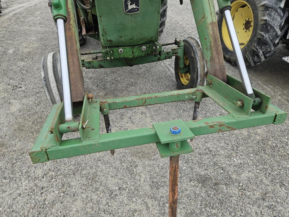 Image for 1977 John Deere 4430