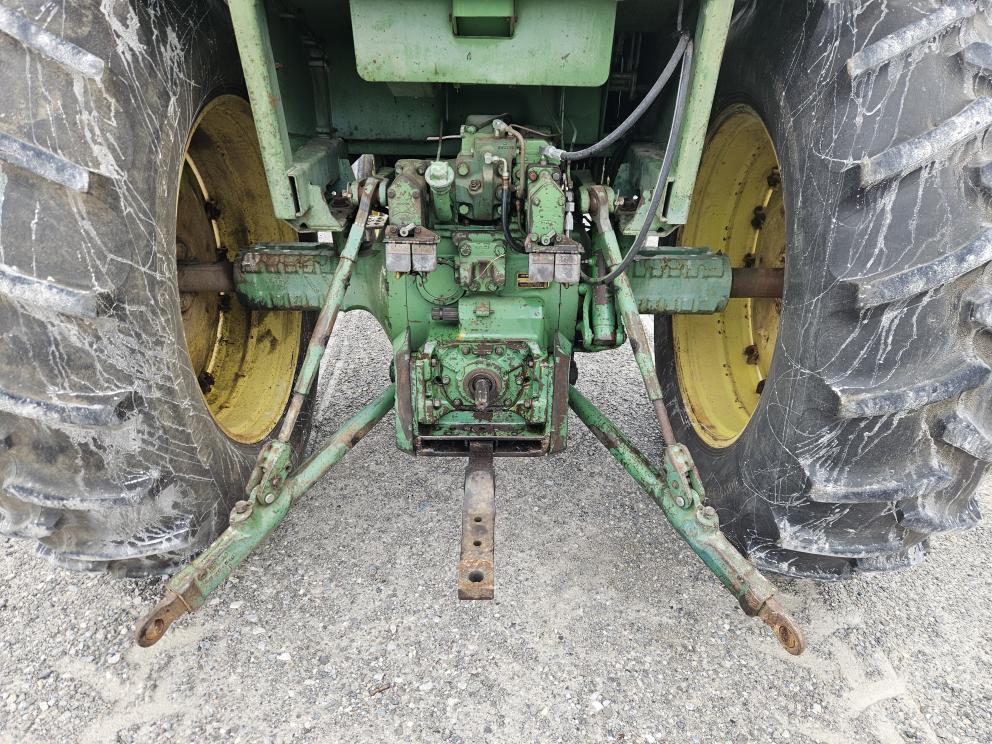 Image for 1977 John Deere 4430