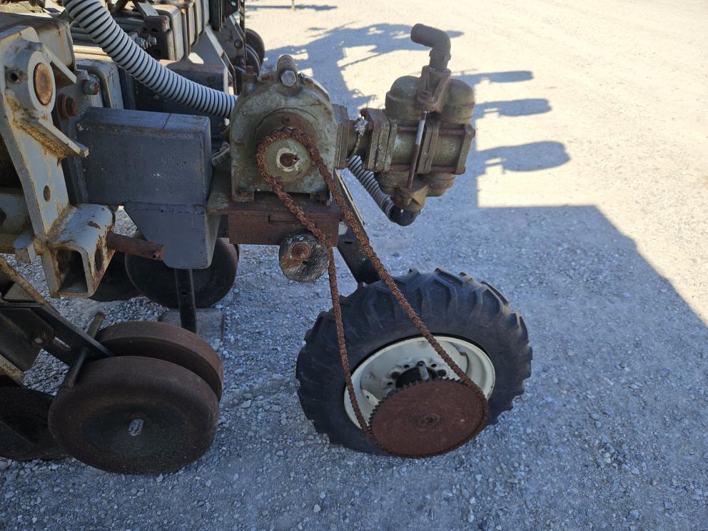 Image for Hiniker 6000