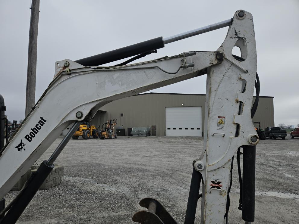 Image for 2013 Bobcat E50