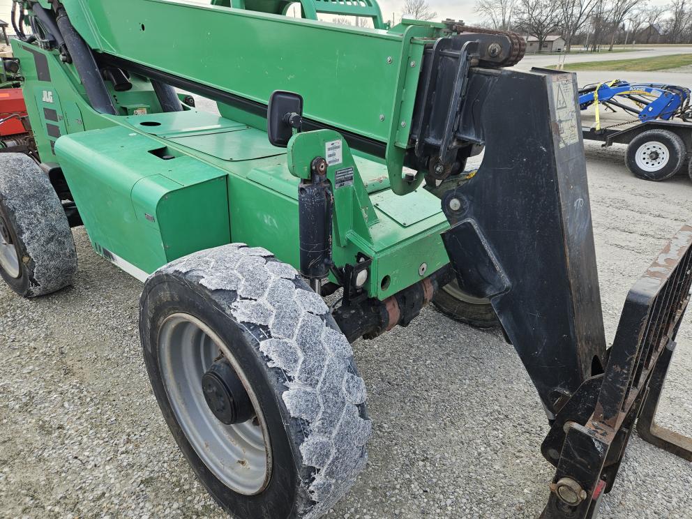 Image for 2016 JLG 8042