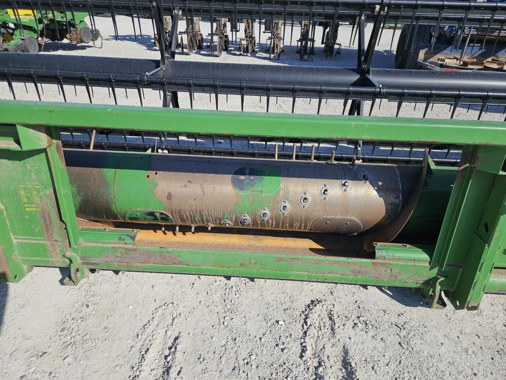 Image for 2002 John Deere 925F