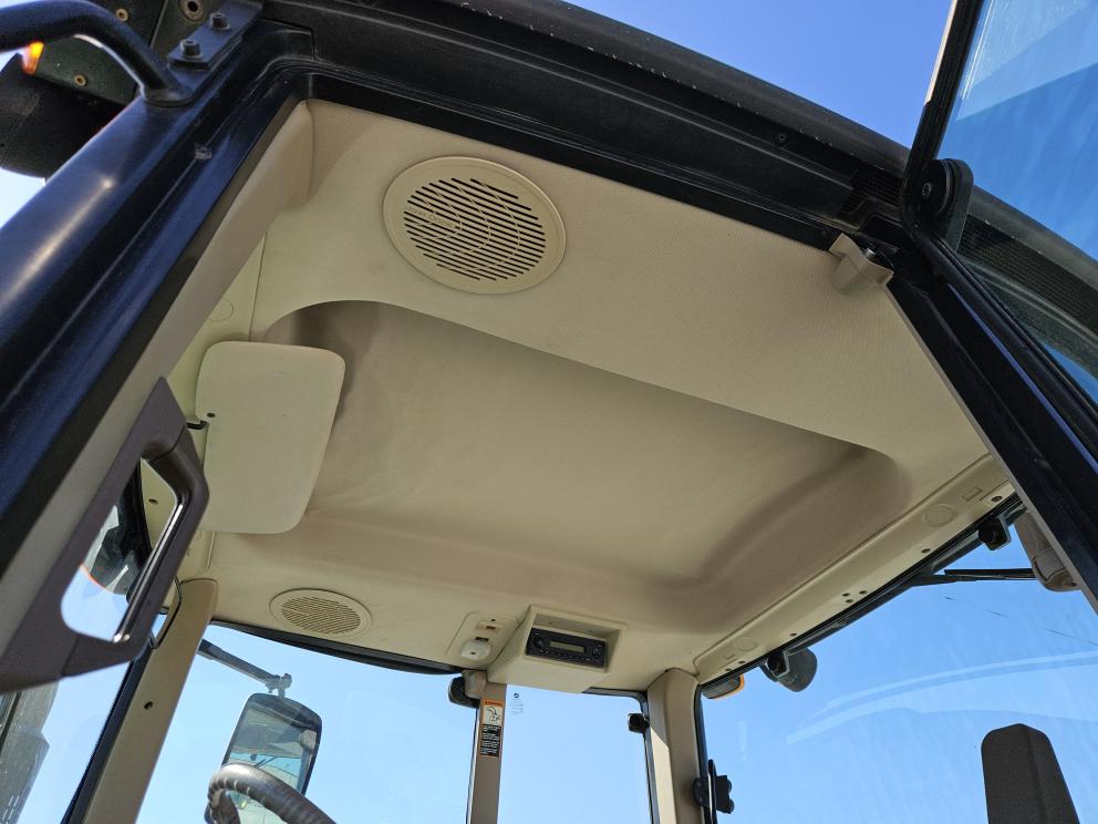 Image for 2014 John Deere 6140M