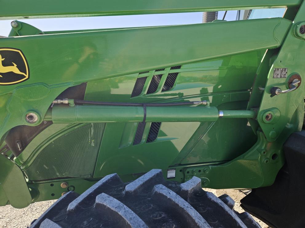 Image for 2014 John Deere 6140M