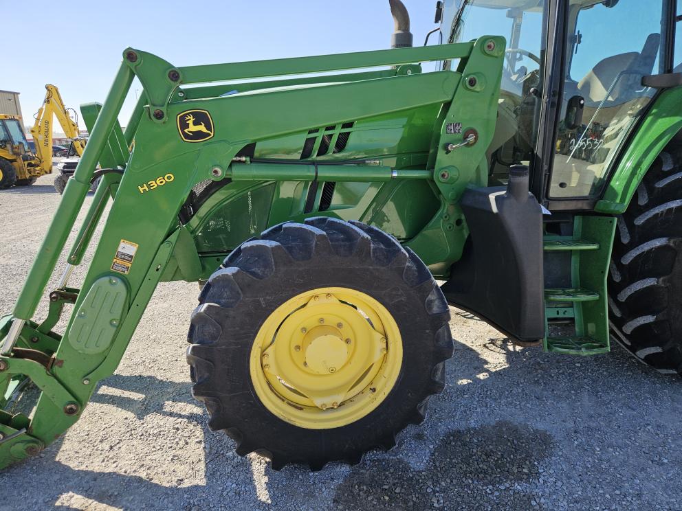 Image for 2014 John Deere 6140M
