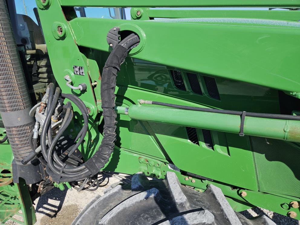 Image for 2014 John Deere 6140M