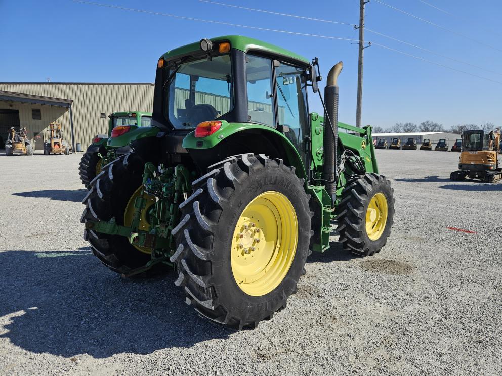 Image for 2014 John Deere 6140M