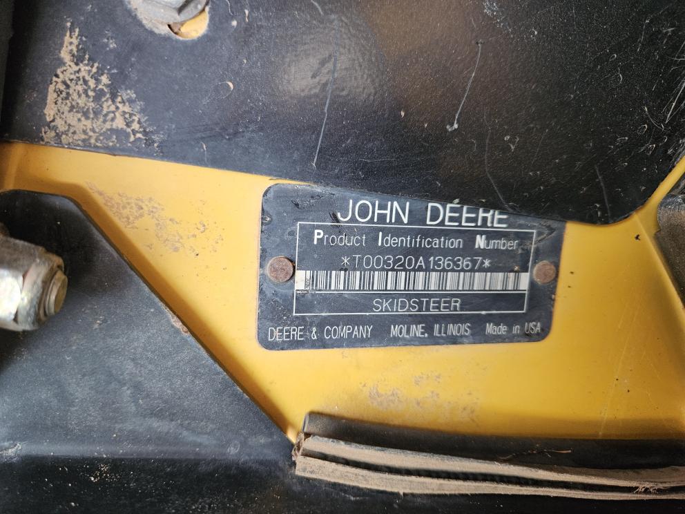 Image for 2006 John Deere 320