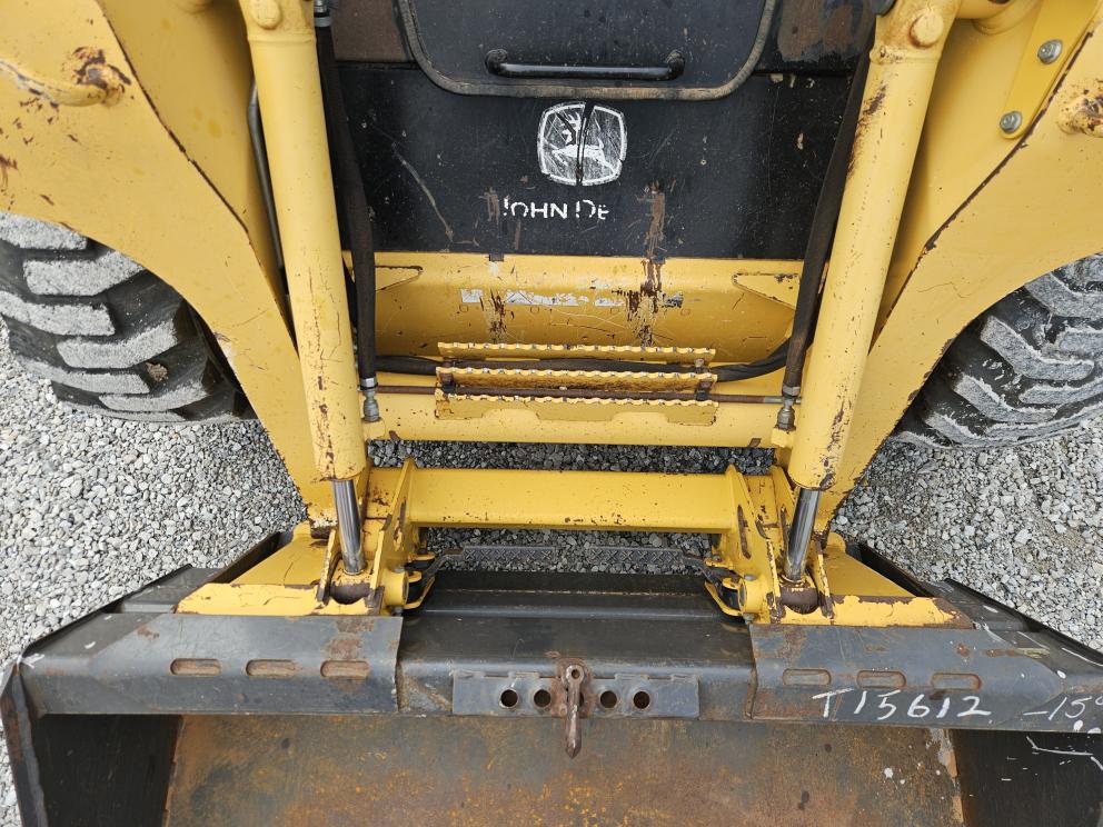 Image for 2006 John Deere 320