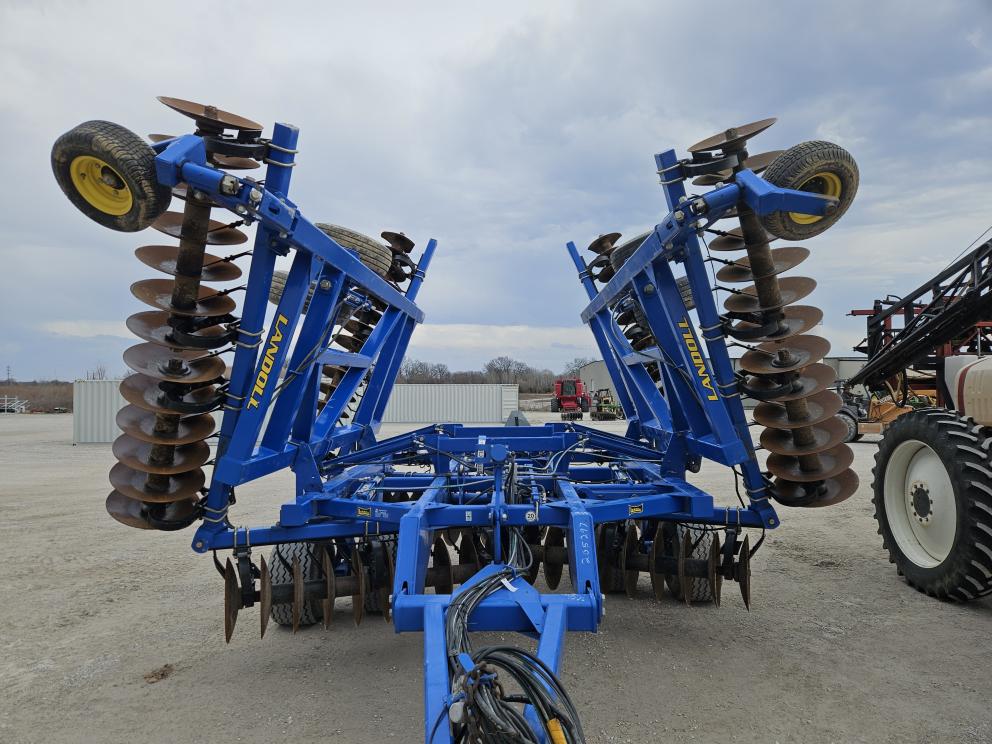 Image for 2013 Landoll 6230-33