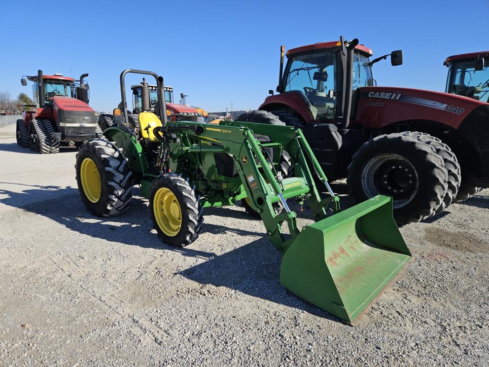 Image for 2018 John Deere 5075E