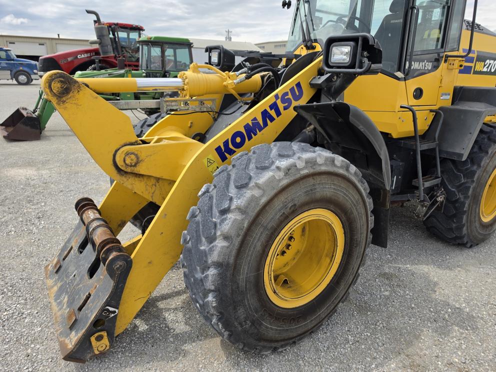 Image for 2022 Komatsu WA270-8