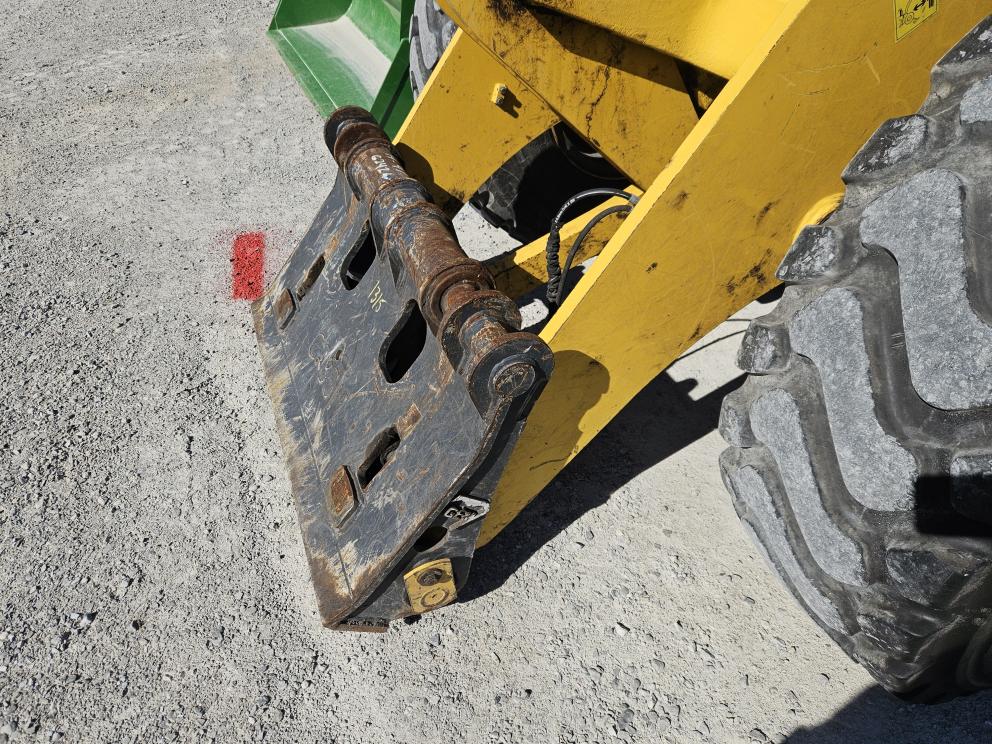 Image for 2022 Komatsu WA270-8