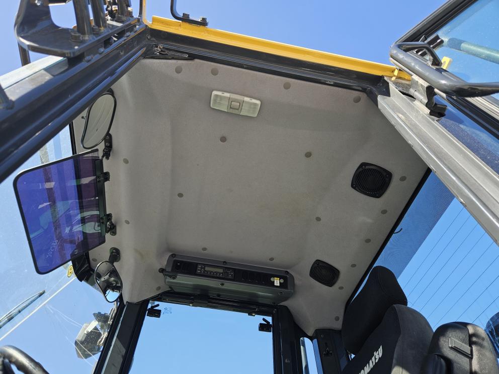 Image for 2022 Komatsu WA270-8