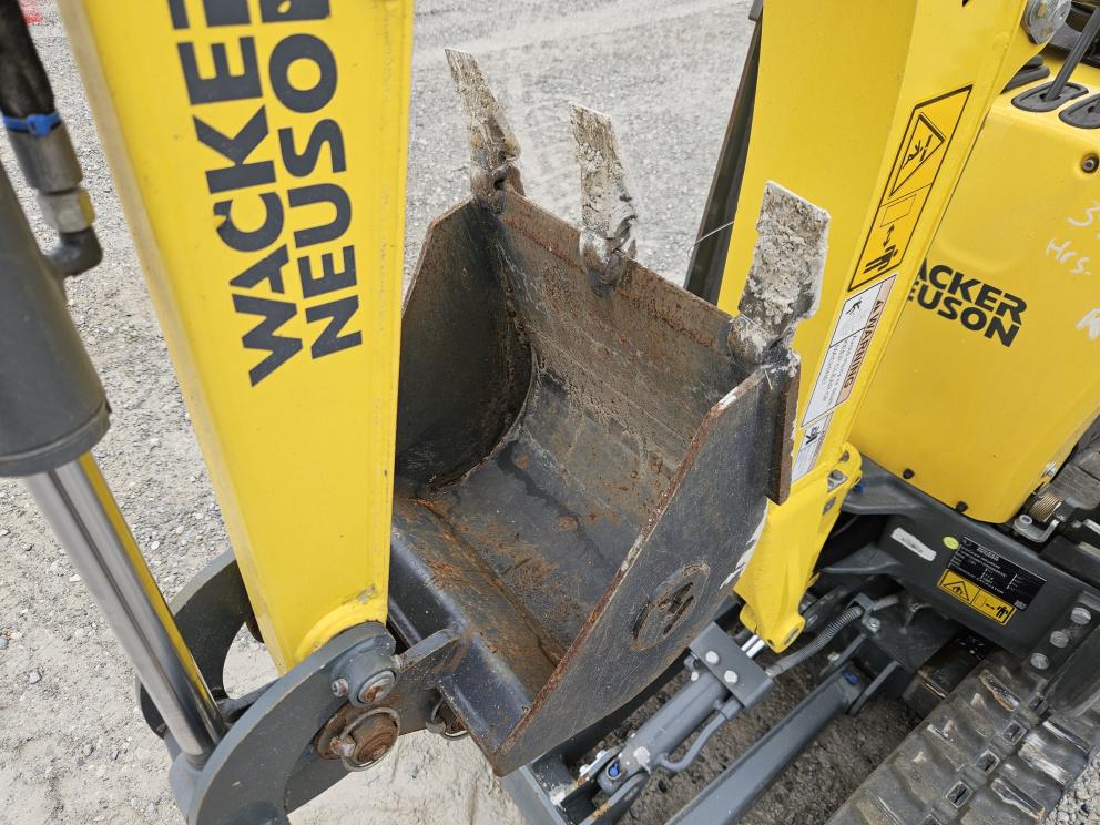 Image for 2023 Wacker Neuson 803