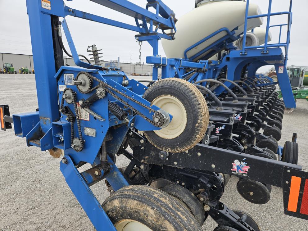 Image for 2011 Kinze 3600