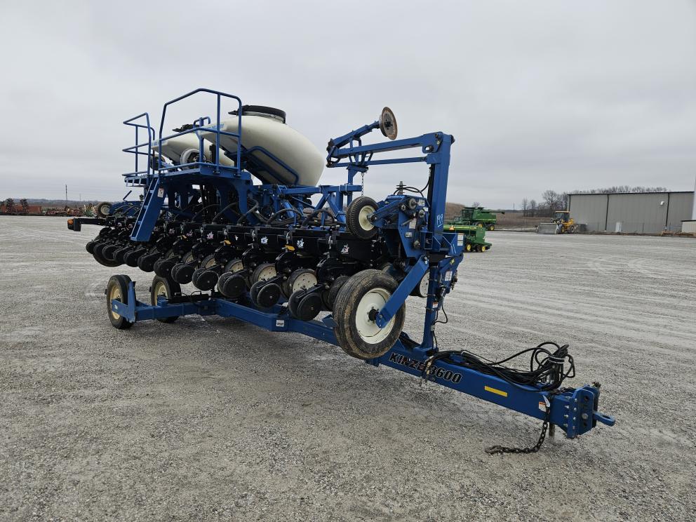 Image for 2011 Kinze 3600