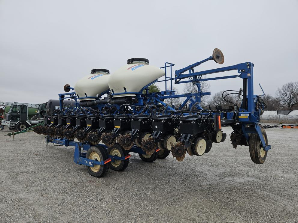 Image for 2011 Kinze 3600