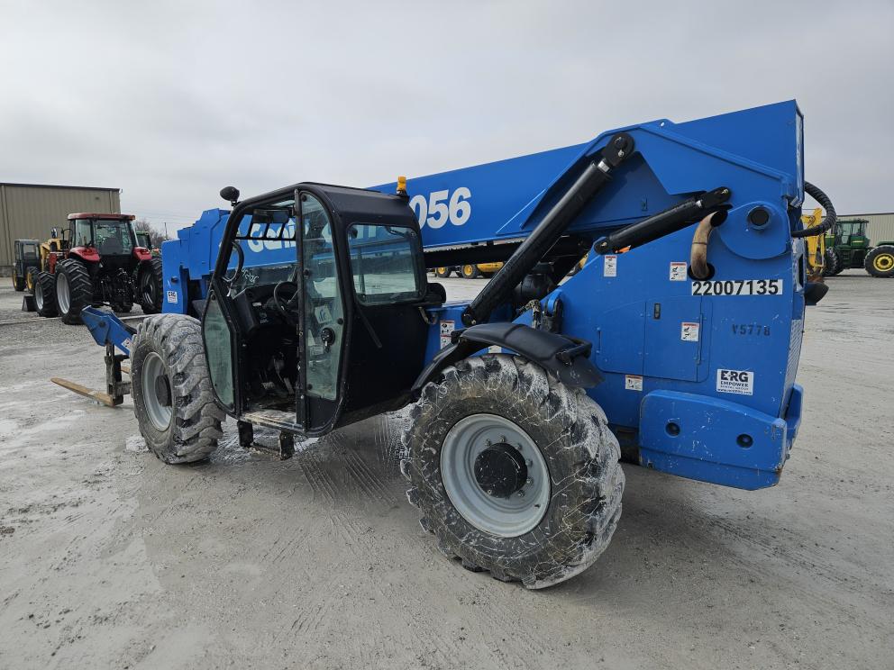 Image for 2012 Genie GTH1056