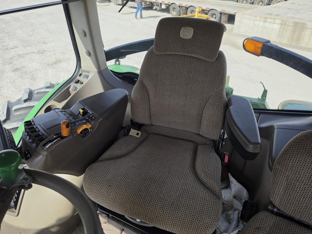 Image for 2014 John Deere 8345R