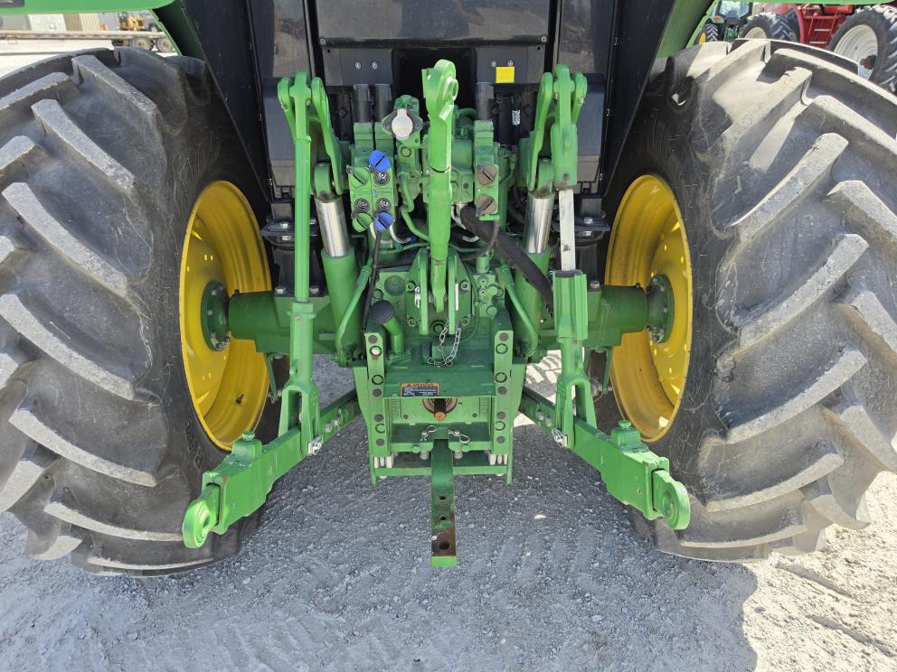Image for 2019 John Deere 6130M