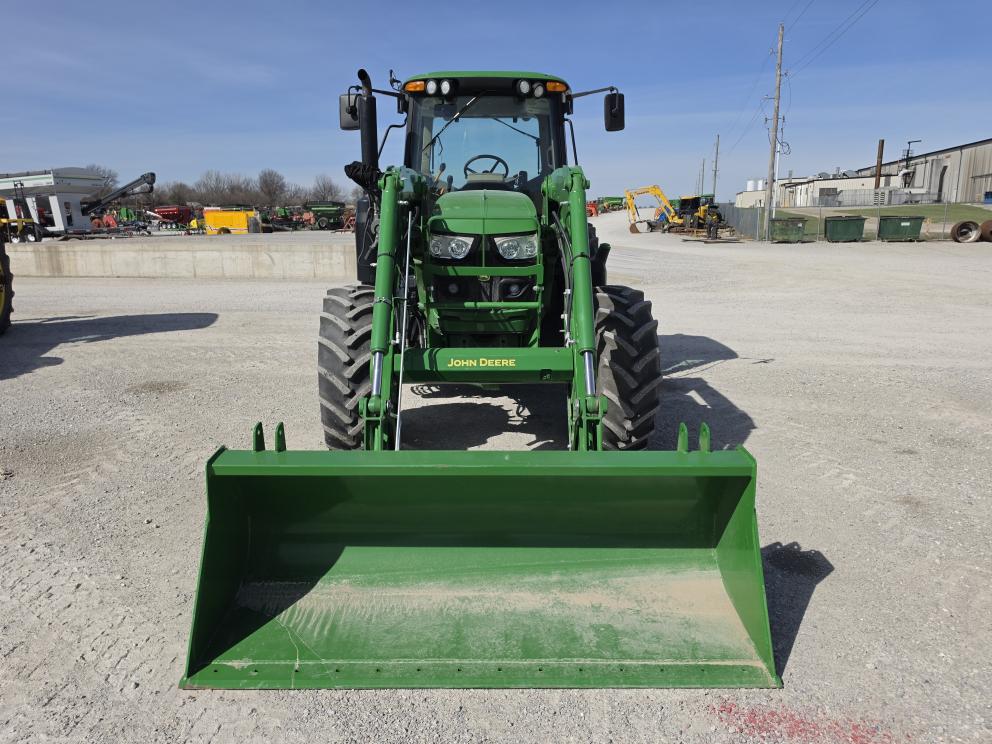 Image for 2019 John Deere 6130M