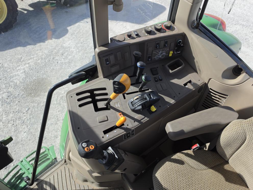 Image for 2019 John Deere 6130M