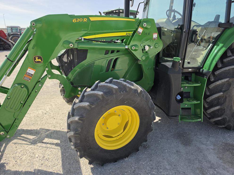 Image for 2019 John Deere 6130M