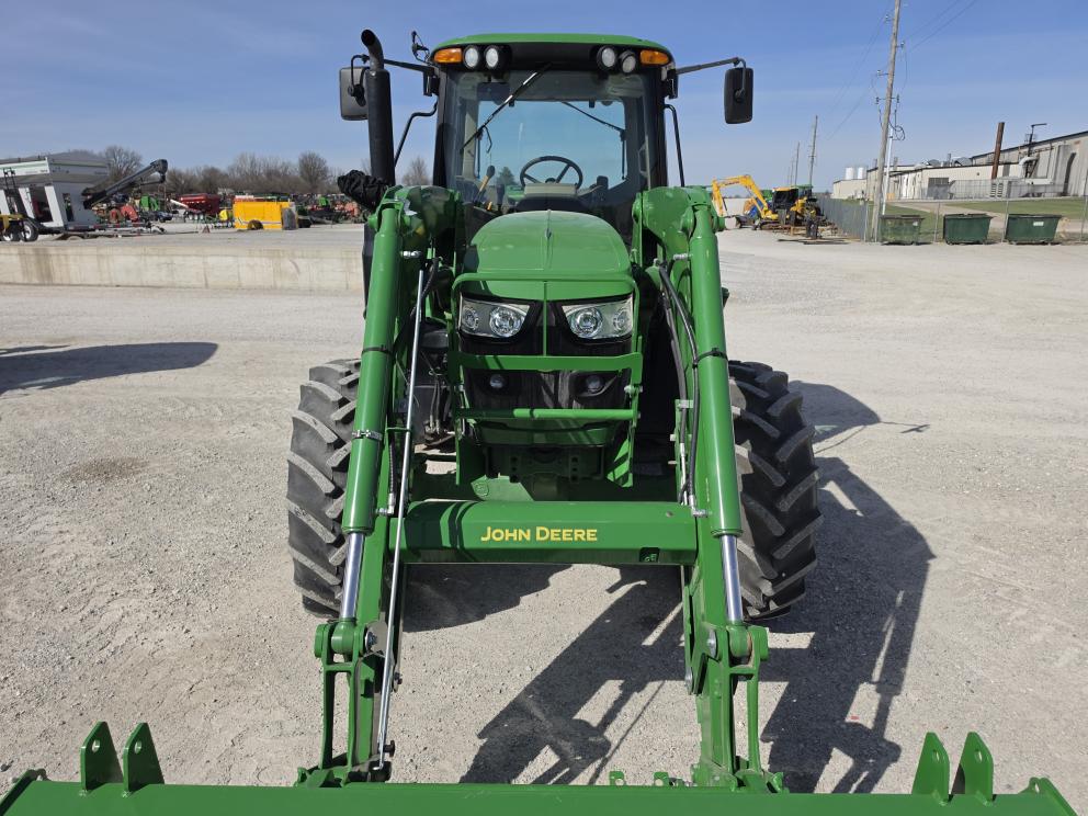 Image for 2019 John Deere 6130M