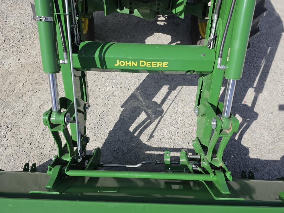 Image for 2019 John Deere 6130M