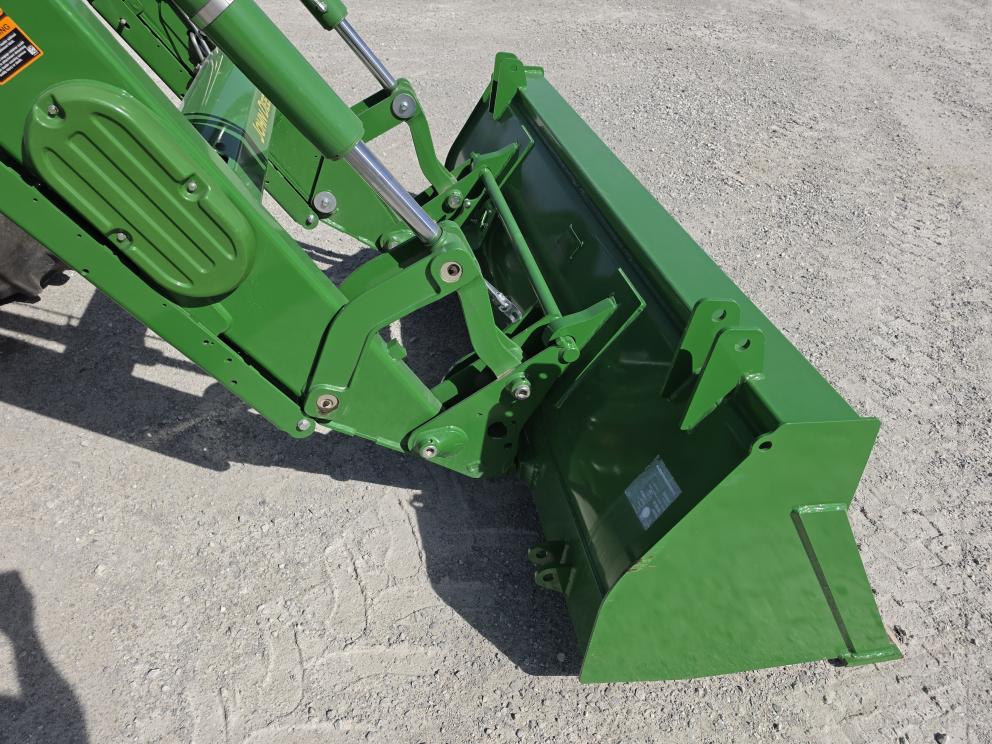 Image for 2019 John Deere 6130M