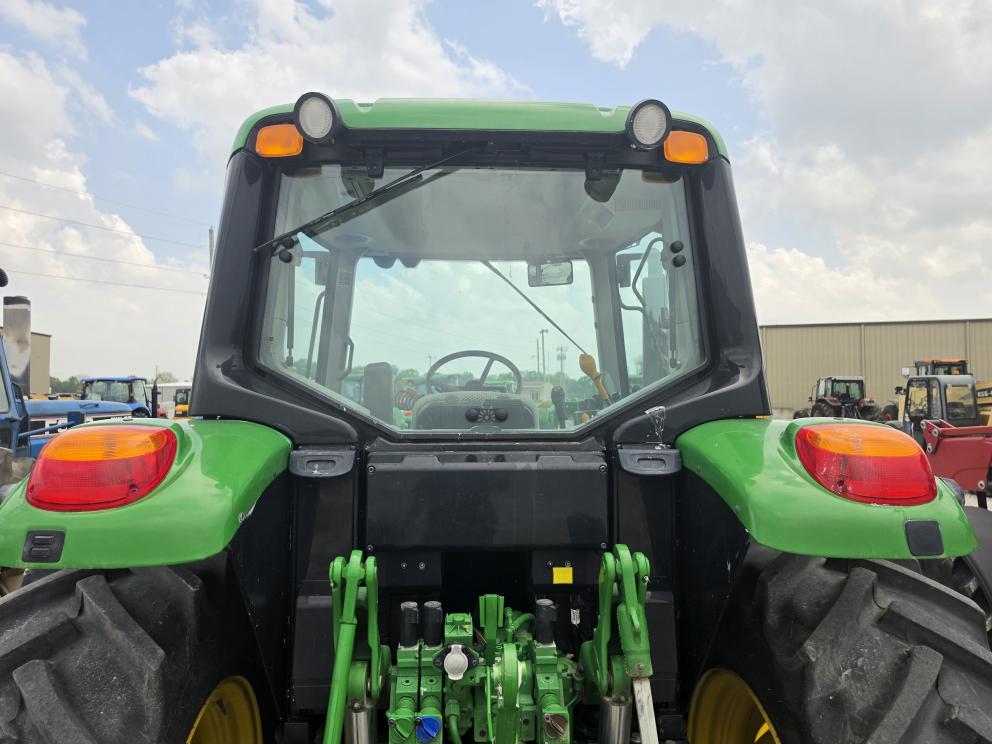 Image for 2019 John Deere 6130M