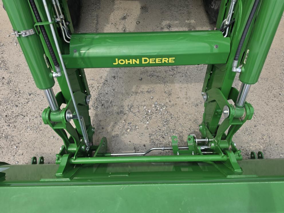 Image for 2019 John Deere 6130M