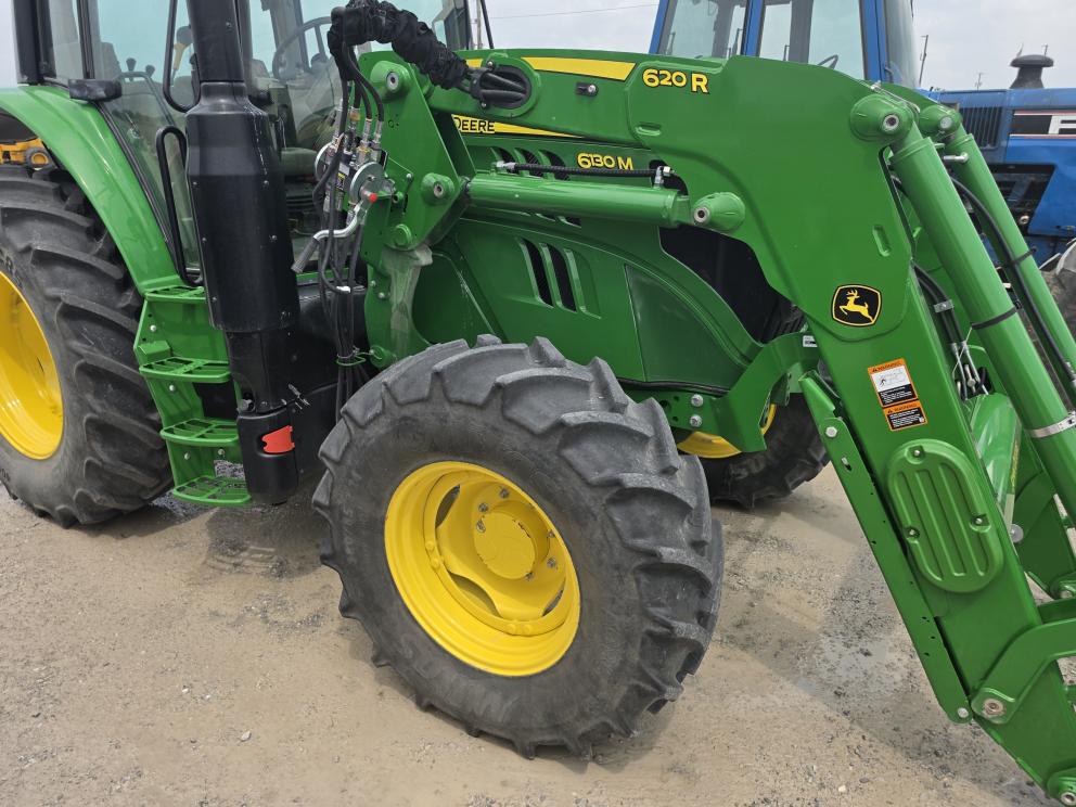 Image for 2019 John Deere 6130M