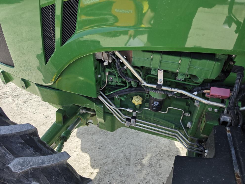 Image for 2022 John Deere 6135E