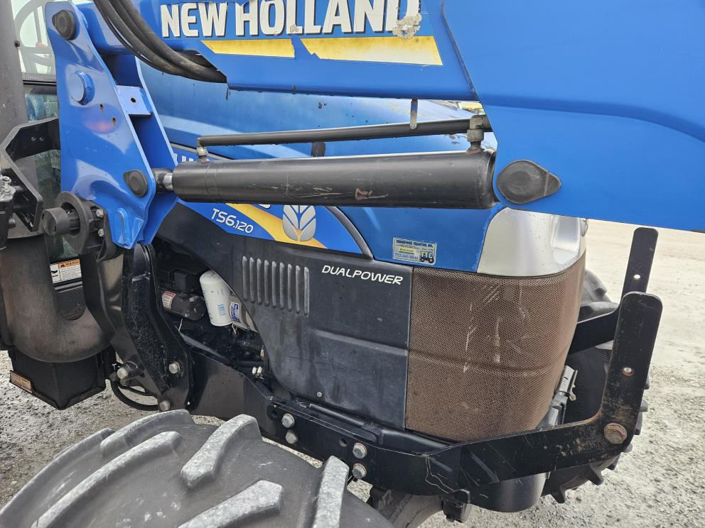 Image for 2013 New Holland TS6.120