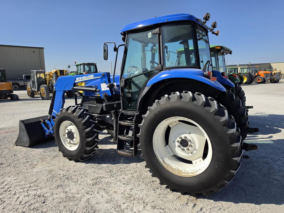 Image for 2013 New Holland TS6.120