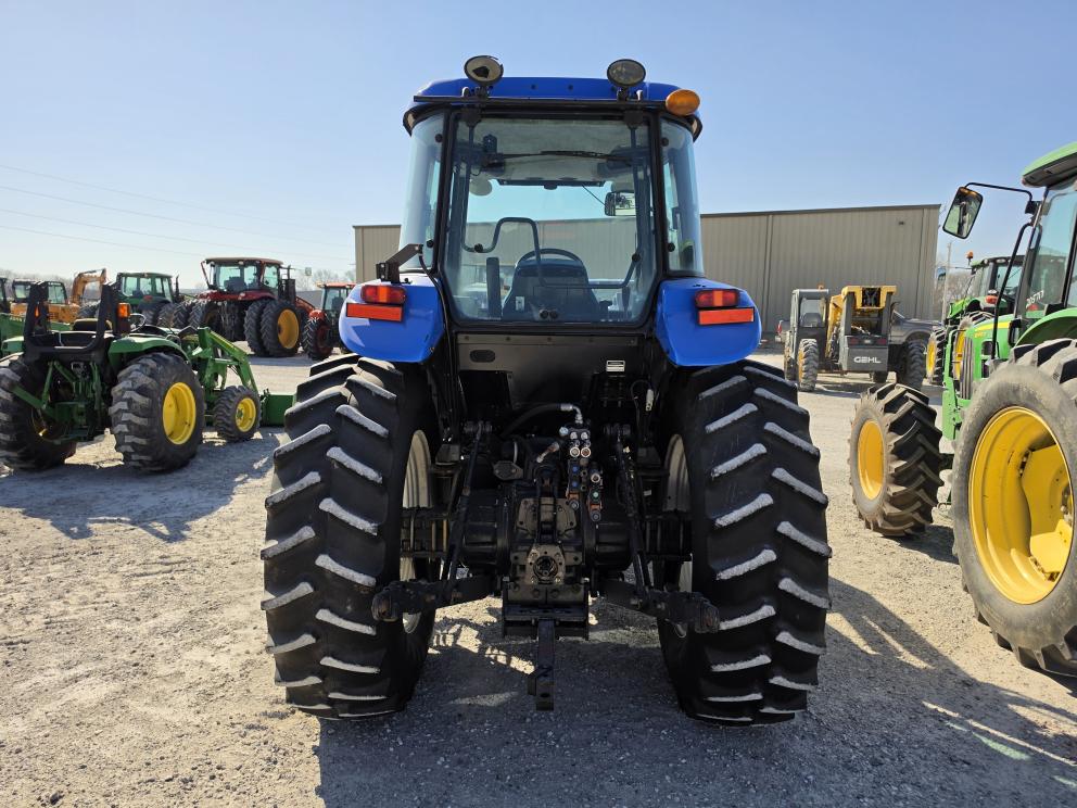 Image for 2013 New Holland TS6.120