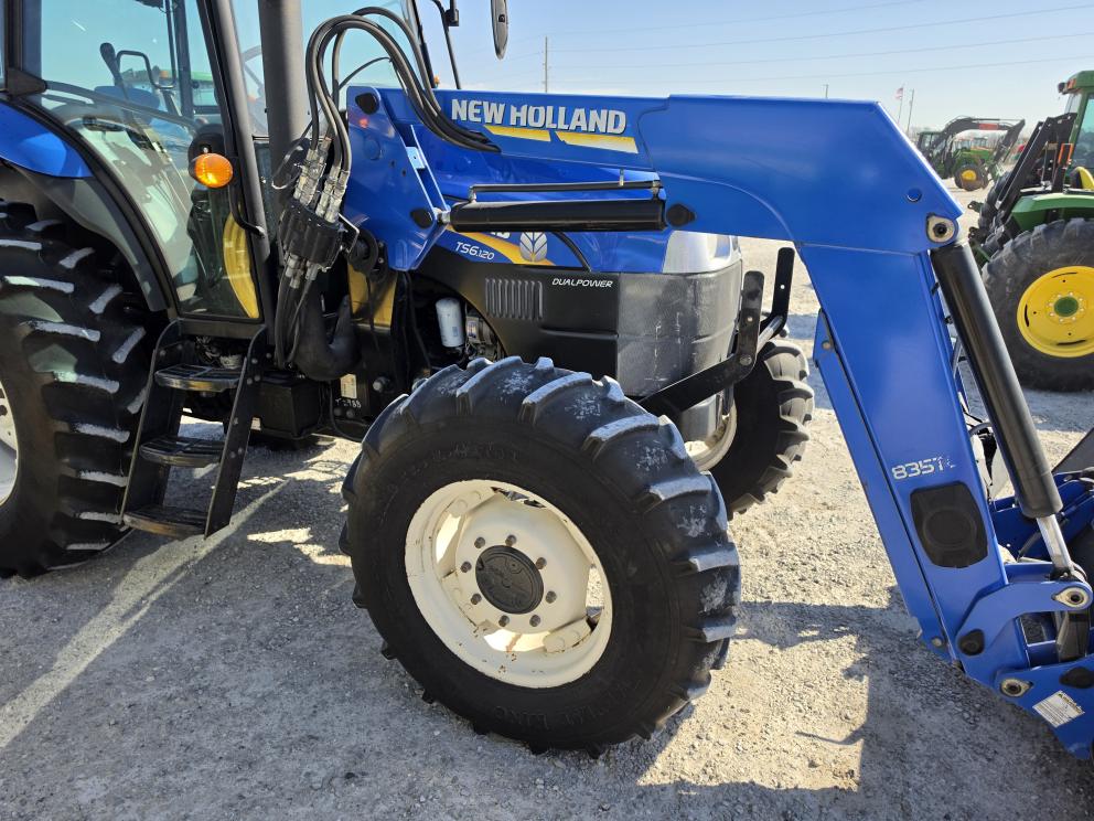 Image for 2013 New Holland TS6.120